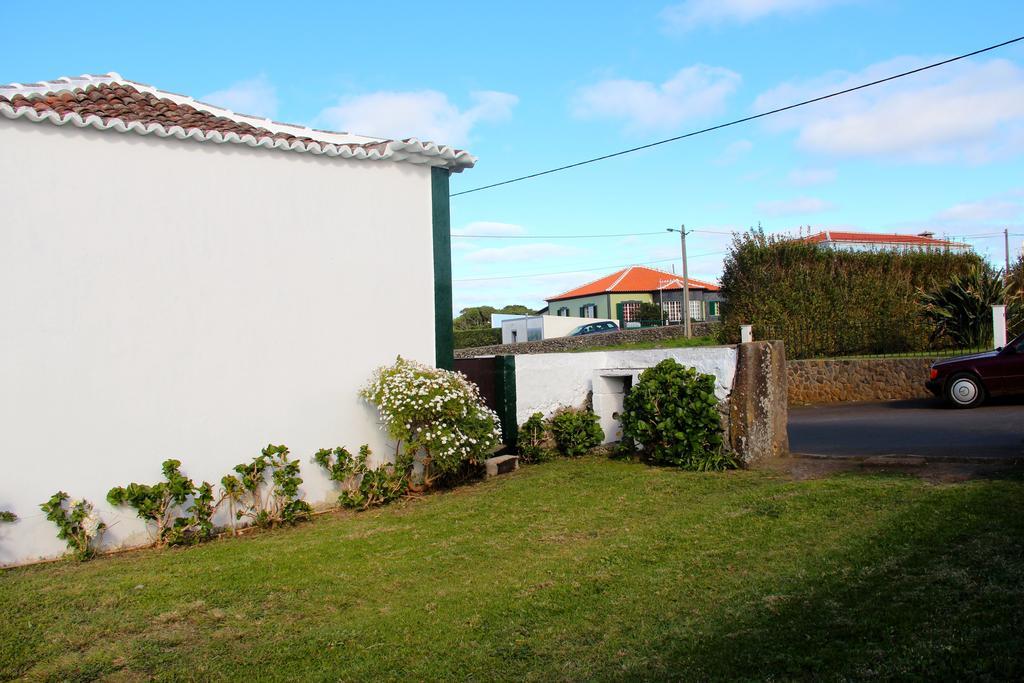 Casa Do Sr. Alberto Villa Praia da Vitória Exteriör bild