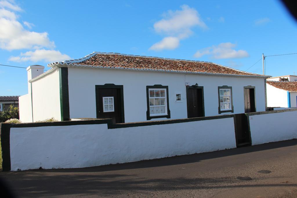 Casa Do Sr. Alberto Villa Praia da Vitória Exteriör bild