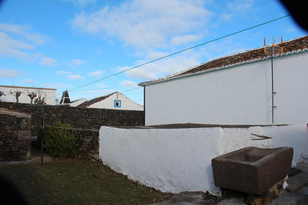 Casa Do Sr. Alberto Villa Praia da Vitória Exteriör bild